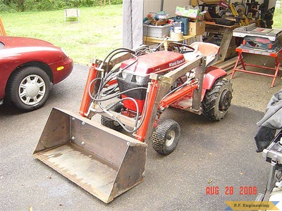 Wheel Horse 310-8 garden tractor loader_1